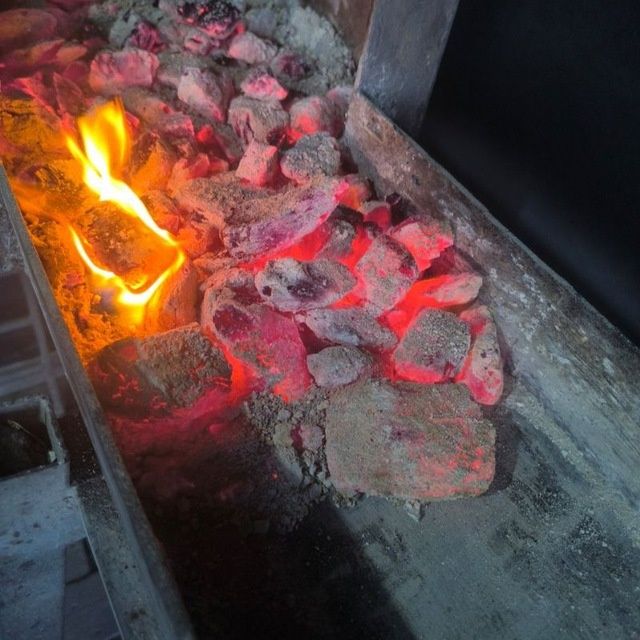 Shashlik uchun QIRGIZ KOMIR