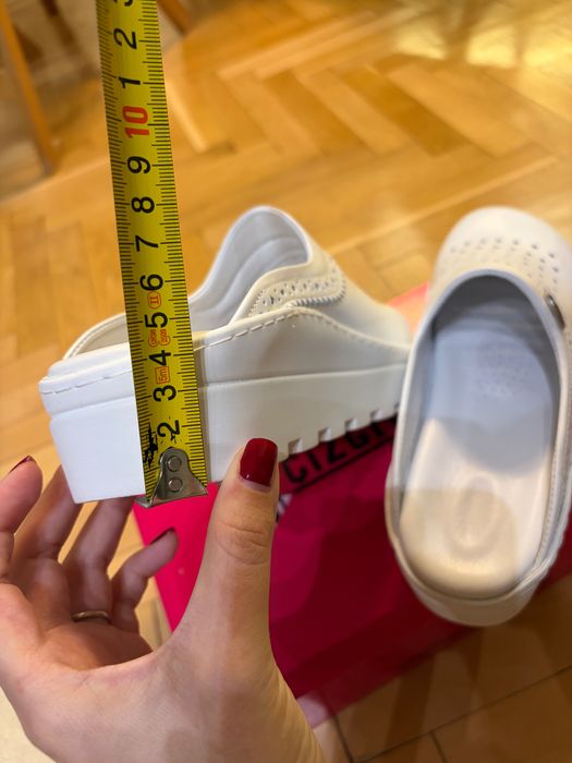 Медицински чехли/сабо Cizgi