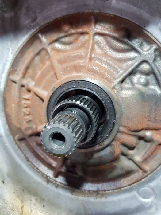 Cutie de viteze Nissan X - Trail T31 Facelift 2.0 dci 2010 - 2014 150CP Automata M9R ...