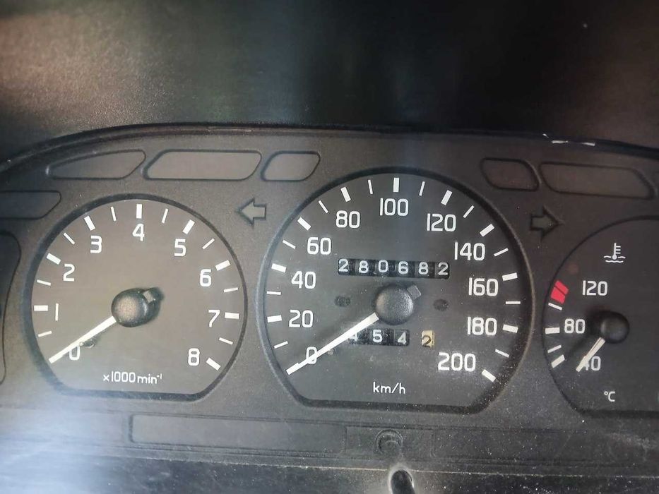 Volga GAZ 31105 avtomobil sotiladi