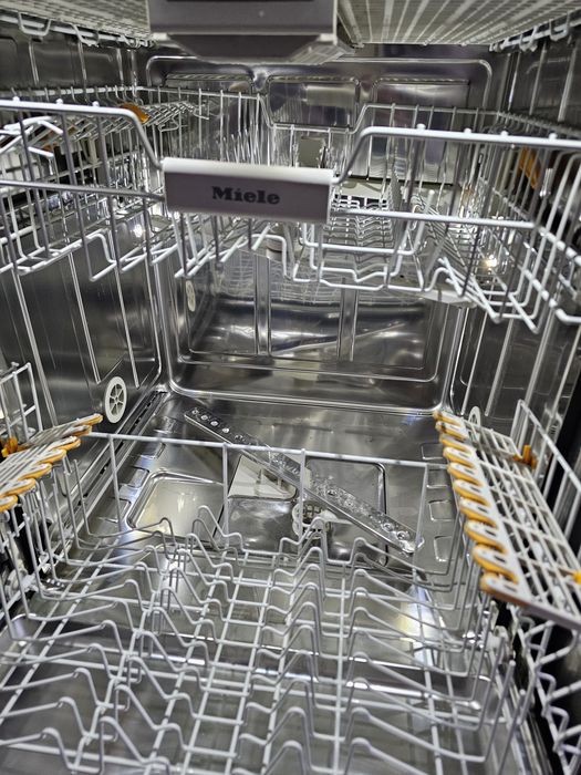 Съдомиялна за пълно вграждане Miele G 6895 SCVI XXL-auto open Wi-Fi