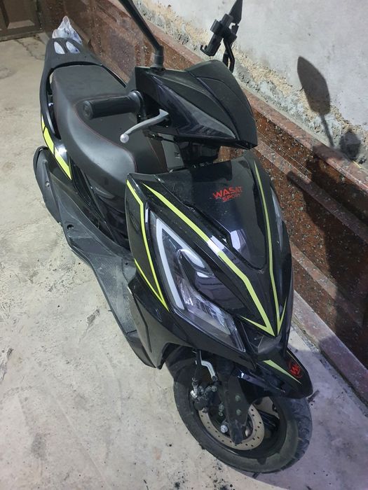 Skuter wasat sotiladi