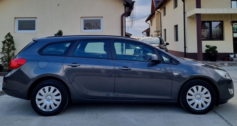 Opel Astra J//EcoFlex//2013//EURO 5
