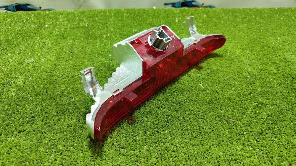 STOP SPATE HONDA ACCORD 8 2.0 BENZINA 2009 COD OEM 050-9243 / SEDAN / 2008-2011