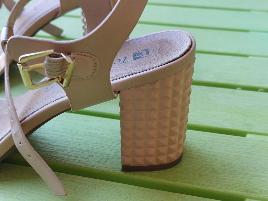 Дамски сандали 38 номер