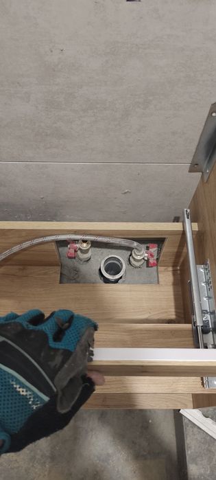 ЛИДЕР УСЛУГ. Ремонт мебели. Мебельщик.