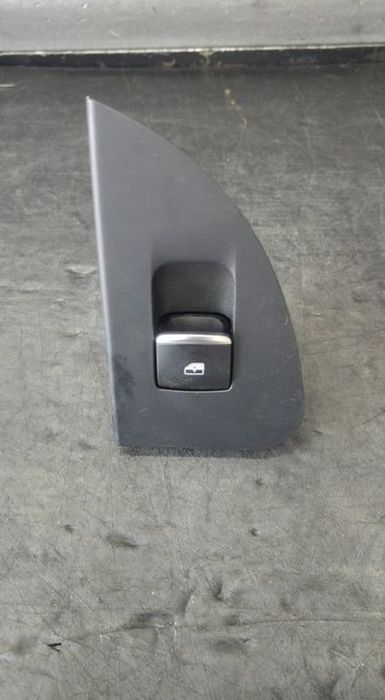 Buton geam electric stanga spate alfa romeo giulia 952 01561075620