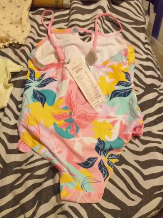 Детски дрехи за момиче цял бански пола рокля блузка тениска джапанки