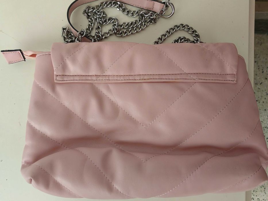 Дамска чанта в розов цвят