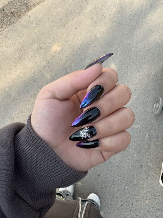 Наращивание , укрепление ногтей