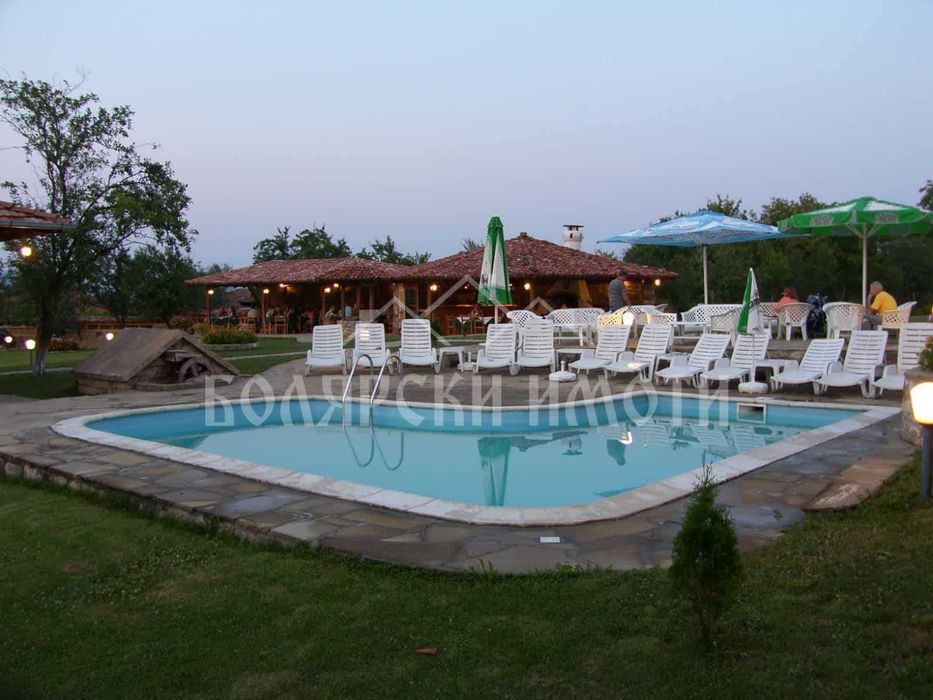 Продава се Хотел в Елена - 1285 кв.м за 779 €/кв.м - Снимка #8