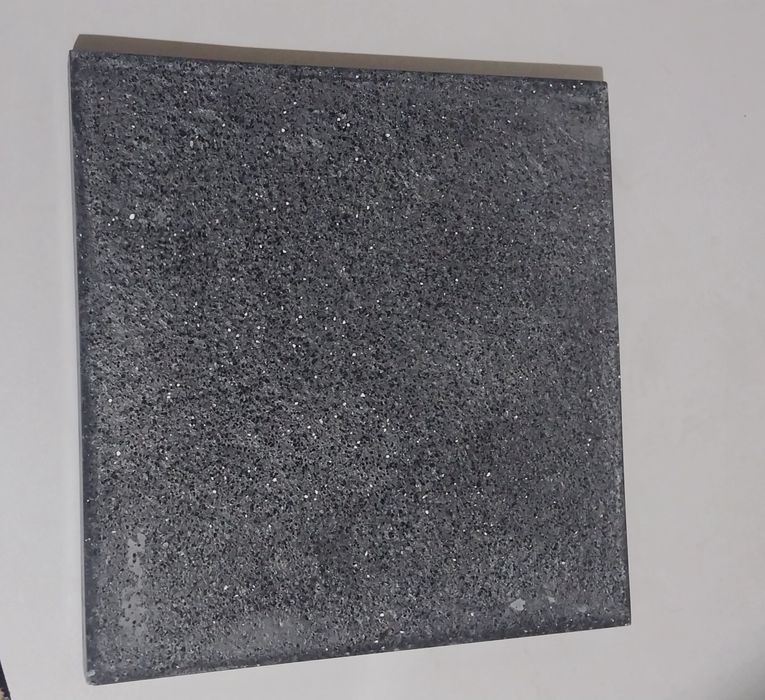 SHaxmat doskasi toshdan