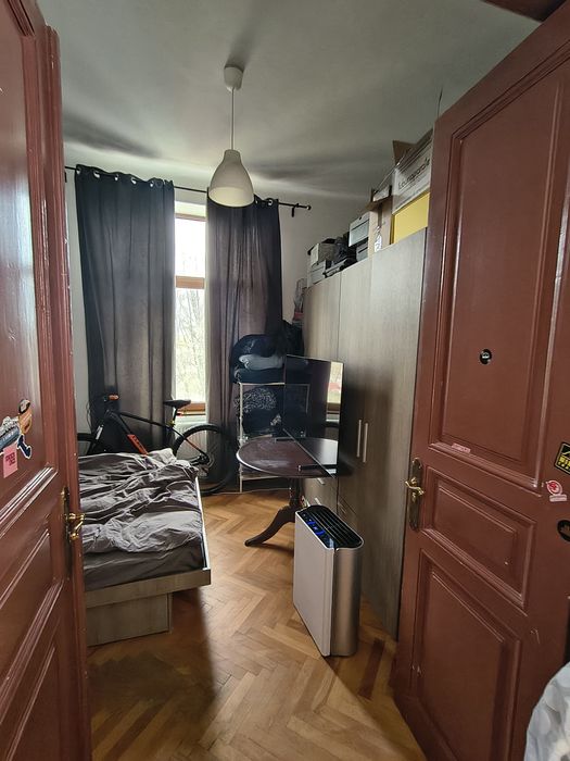 Vand apartament 2 camere