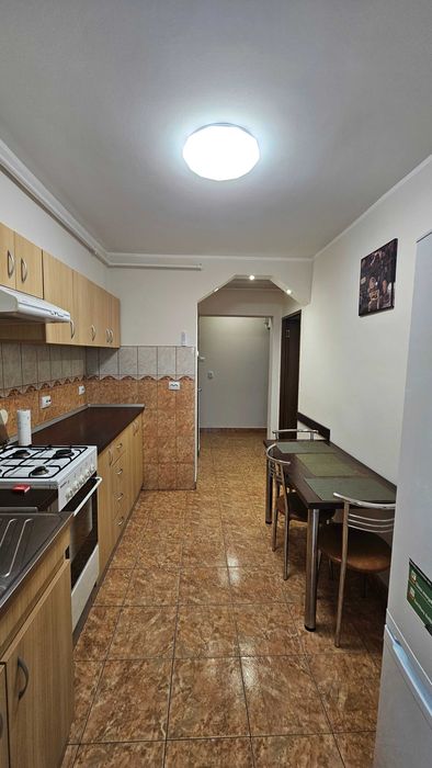 Inchiriez ap. cu 2 camere decomandat, 50 mp, cartier Zorilor (zona Spitalului de recuperare), recent renovat!!!
