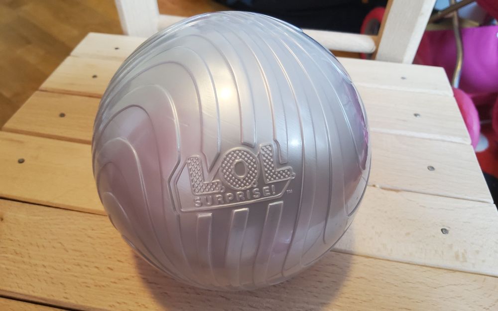 Кукли LOL с кинетичен пясък и топки LOL