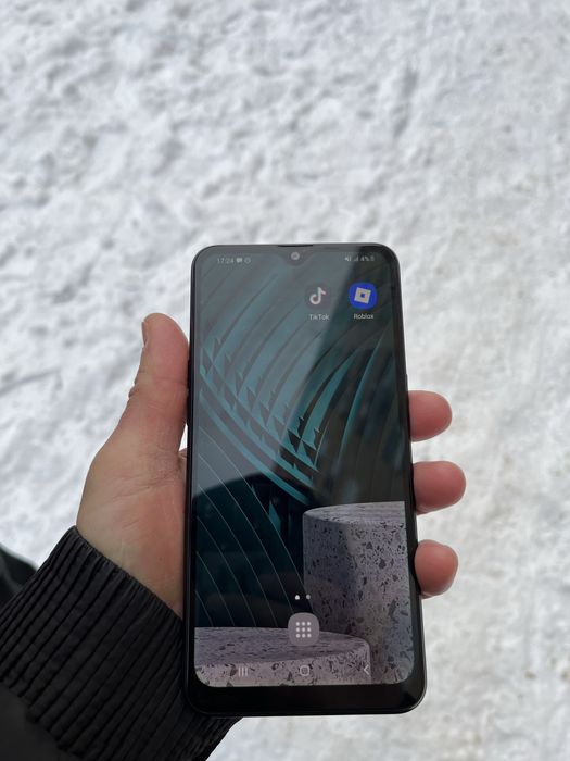 Самсунг а-10 сатылад