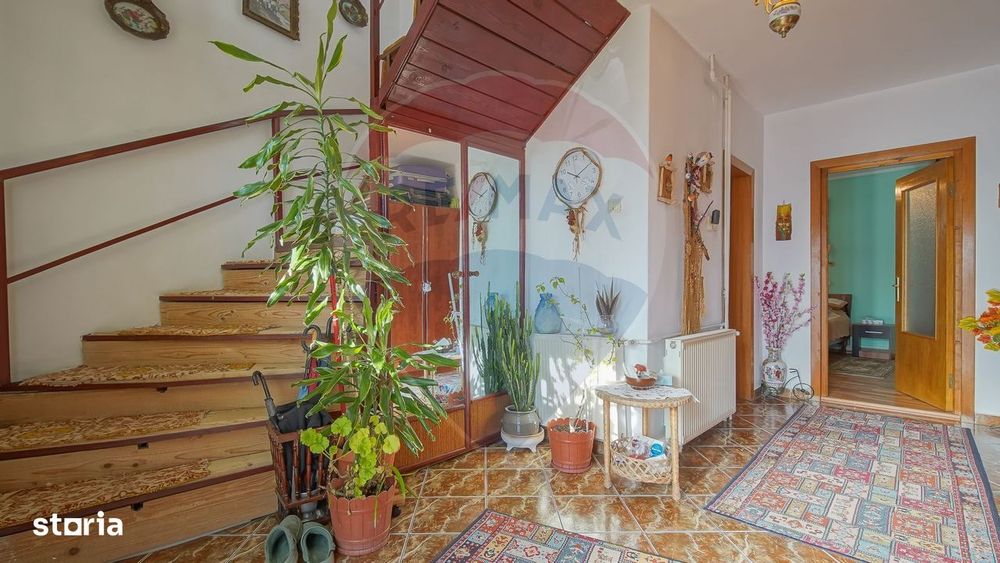 Casă spațioasă și practică, aproape natură si oraș- Cartier Dârste