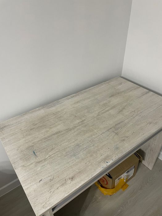 Стол письменный 3000тг