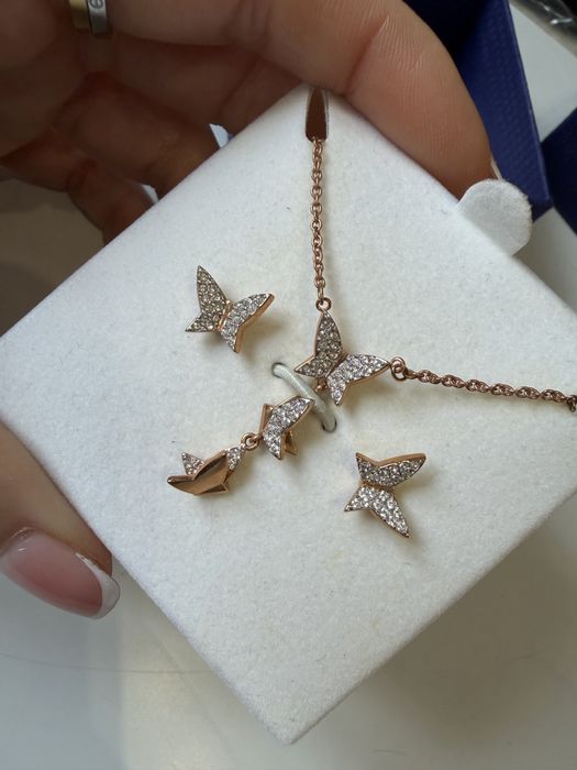 Swarovski комплекти - колие и обеци