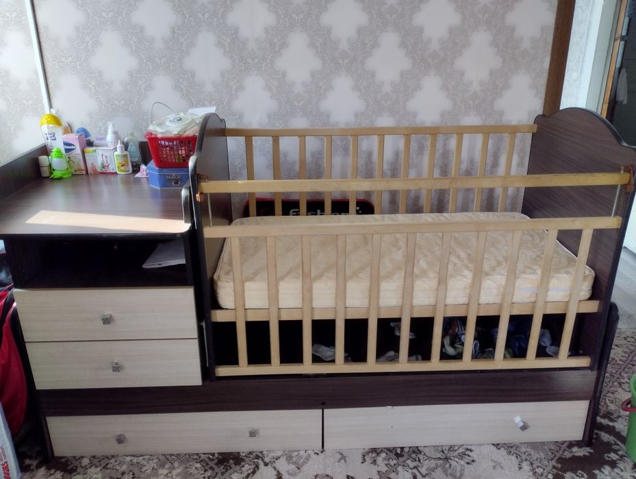 Продам манеж детский