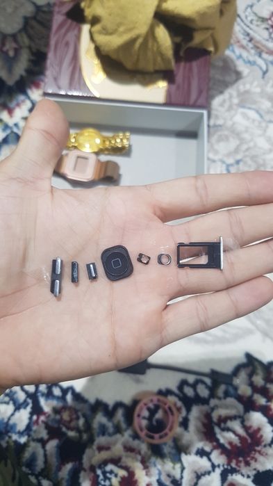 I phone 5 uchun 7 korpus