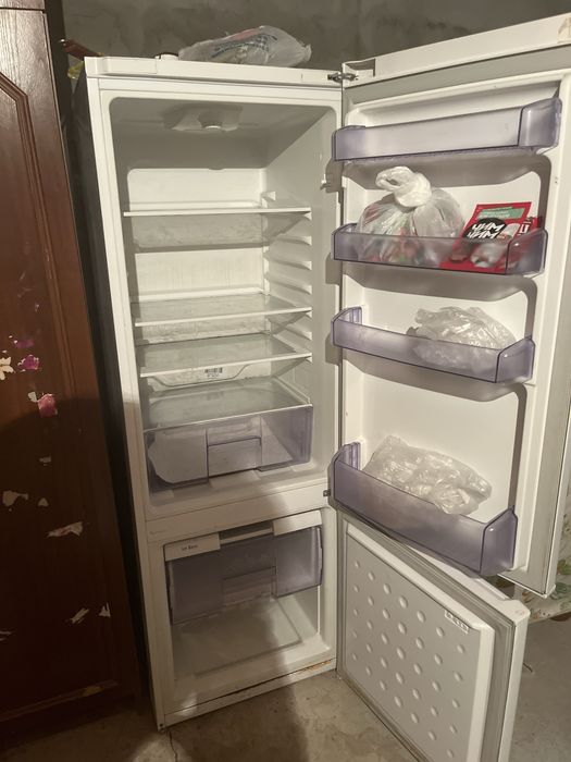 Холодильник  BEKO