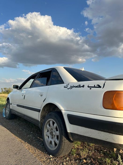Срочно продам ауди 100 с4