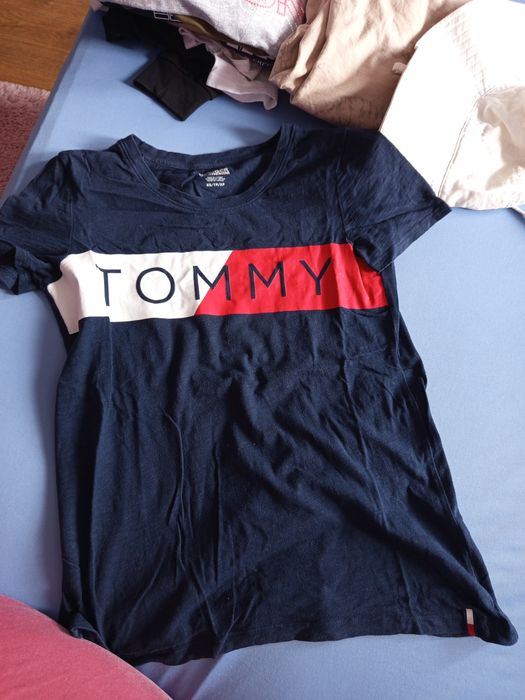 Продавам оригинални тениски Tommy Hilfiger,Hugo boss,Marc O'polo,G- s