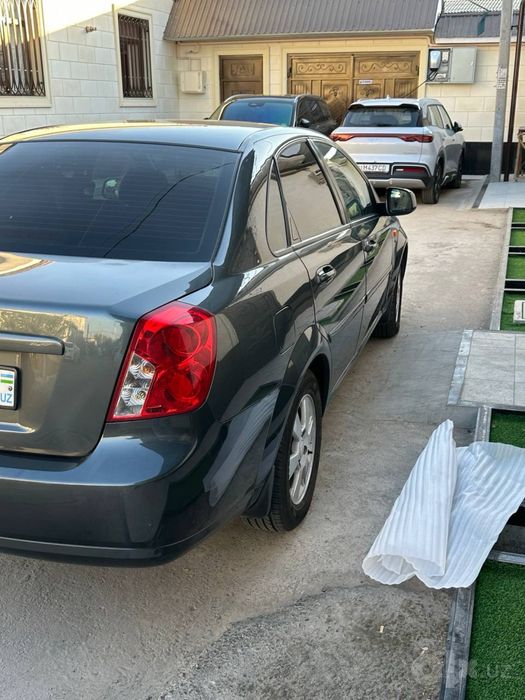 Jentra sotiladi 11500$ toza ayol kishi haydagan