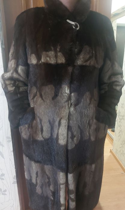 Продам норковую шубу