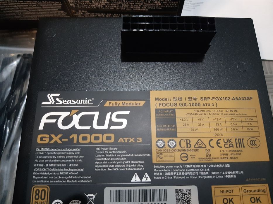 БП Seasonic Focus GX1000