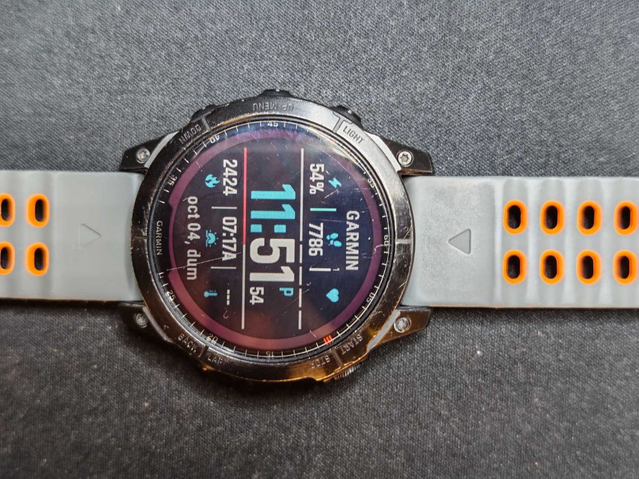 Garmin Fenix 7 Sapphire Solar – Pachet Complet Ecran cu urme de uzură