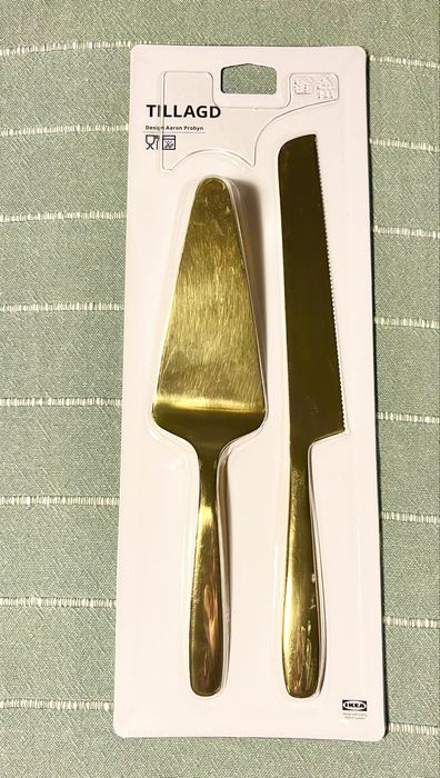 Set spatula-cutit tort