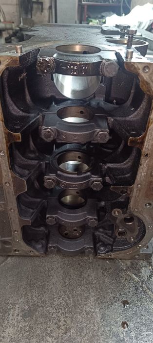 Продом блок и шатуны Ауди 100