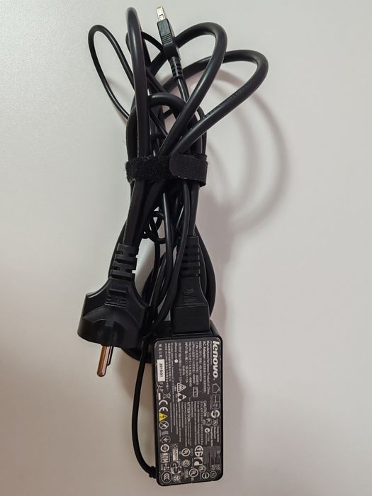 Lenovo ThinkPad S440 | i5 | 8GB RAM | SSD | Tastatură Iluminată