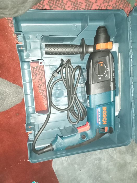 Svarichni apparat,bolgarka, perforator,shurpavyor sotiladi.Yangi