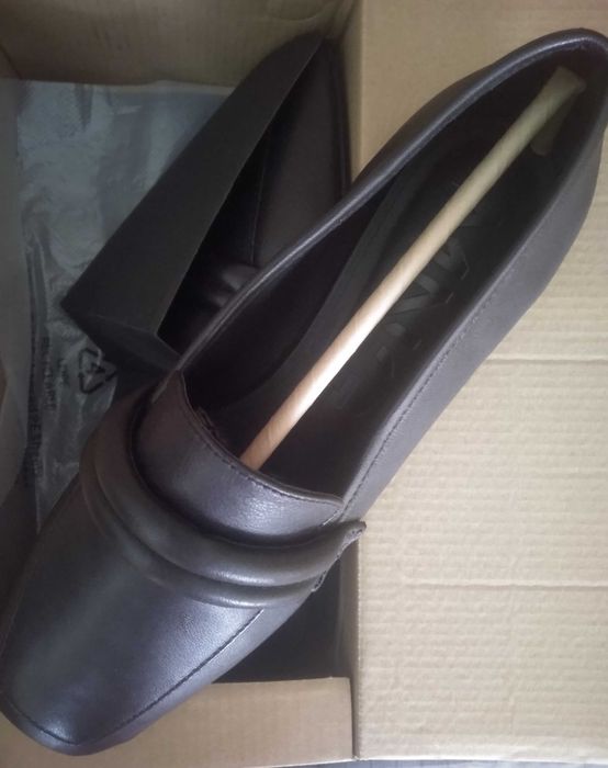 Кожаные мокасины лоферы с фигурной прорезью Mango 38-39 (25см)