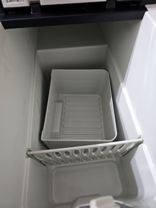 Frigider auto Dometic 12/24v 36litri cu compresor si freon r134a