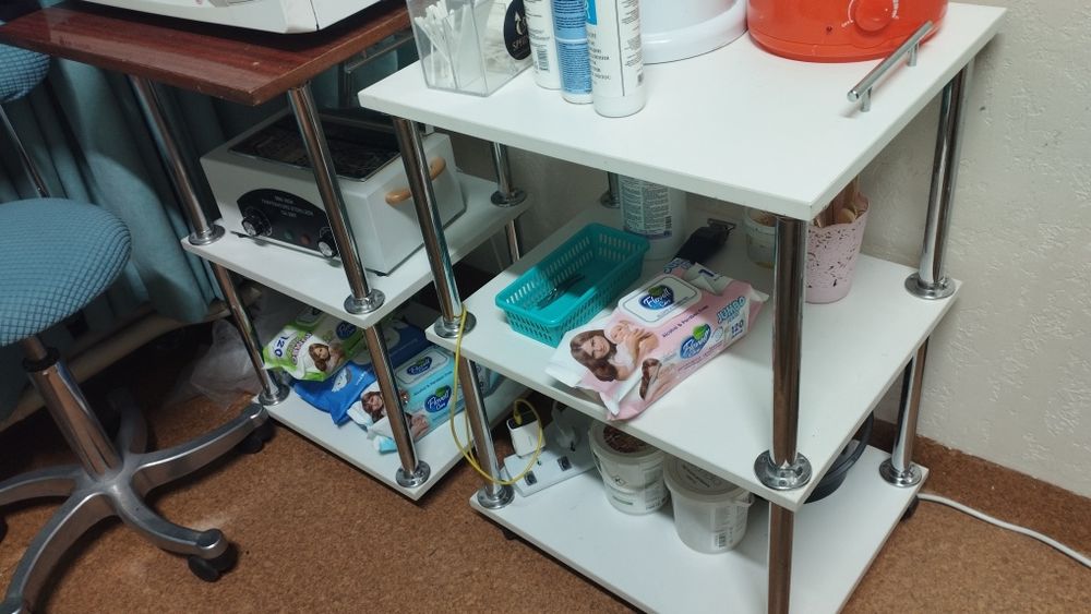 Продам помощники для салона красоты