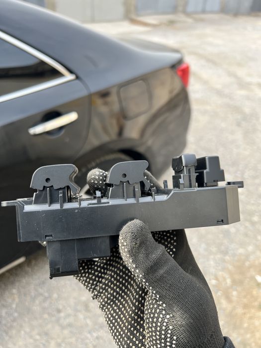 Стеклоподъемник камри 50