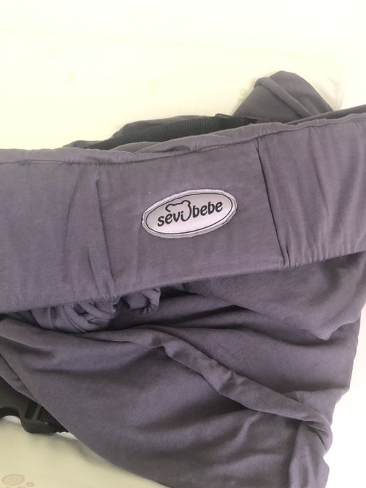 Слинг за носене на бебе до 15 кг