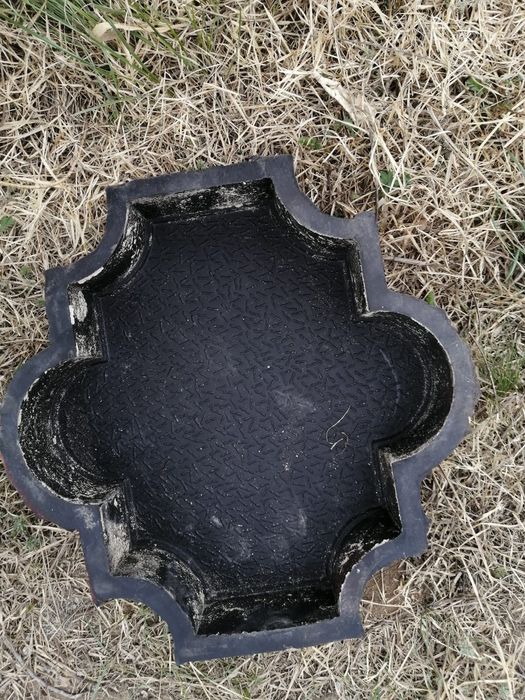 Продам новые формы для изготовления брусчатки. Иран.