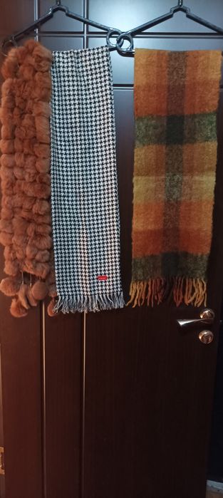 Шарфы женский и мужской.