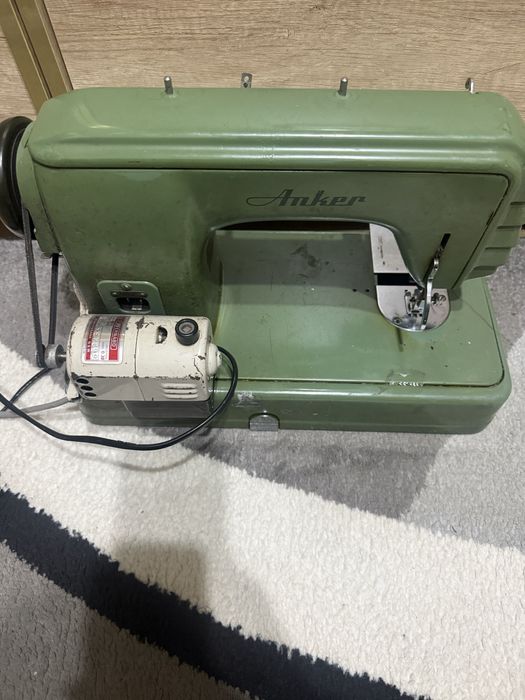 Vand masina de cusut Anker
