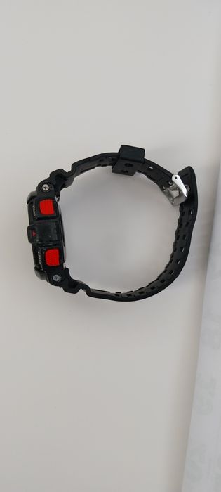 Мъжки часовник LASIKA W-H 9002 Водоустойчивост 30 метра аларма
12 лв
Д