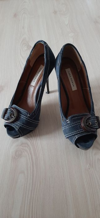 Pantofi de lac cu toc Musette