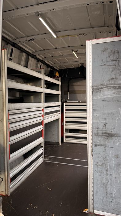 Duba Volkswagen Crafter 2.0 2015 Service Mobil