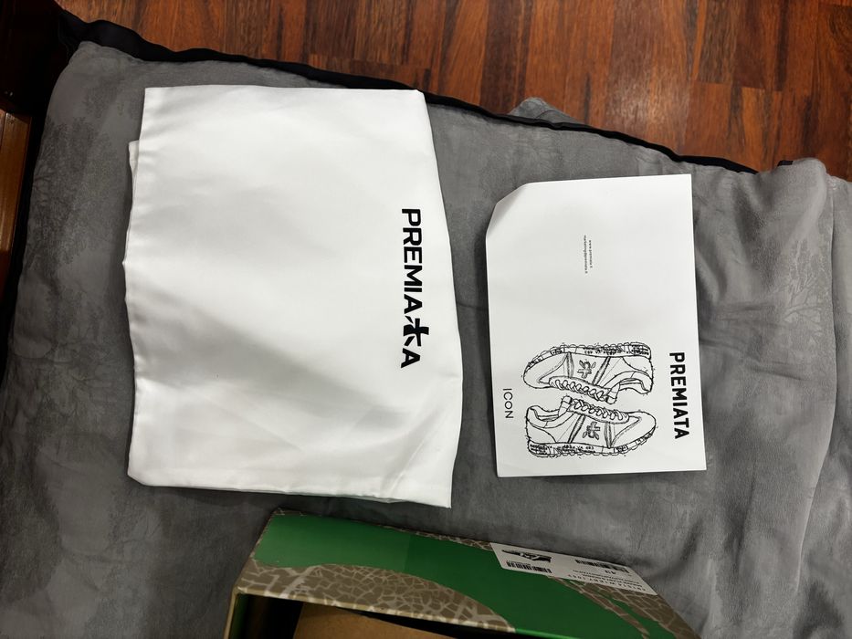 продаю премиаты кроссовки