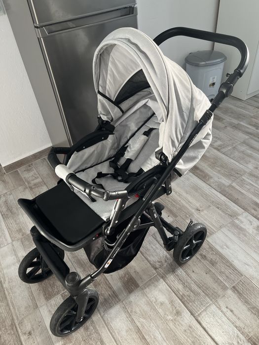 Бебешка количка Retrus Vaya 3 в 1