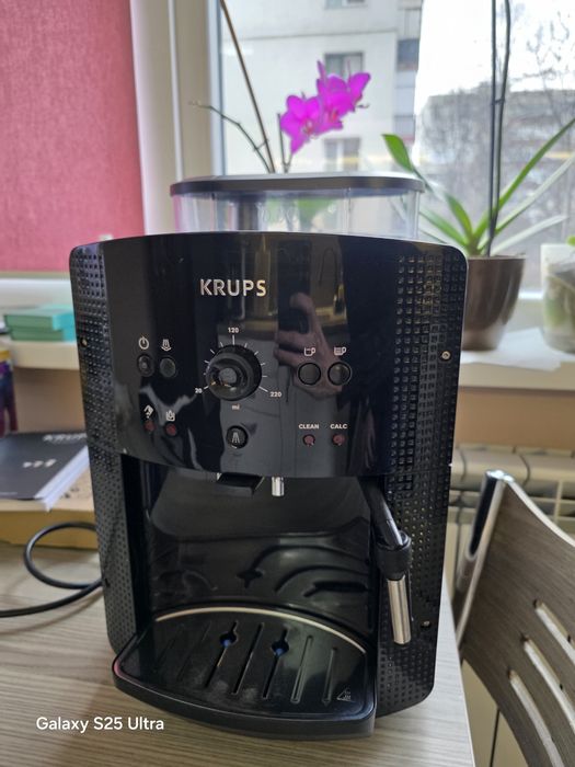 Кафеавтомат KRUPS EA81